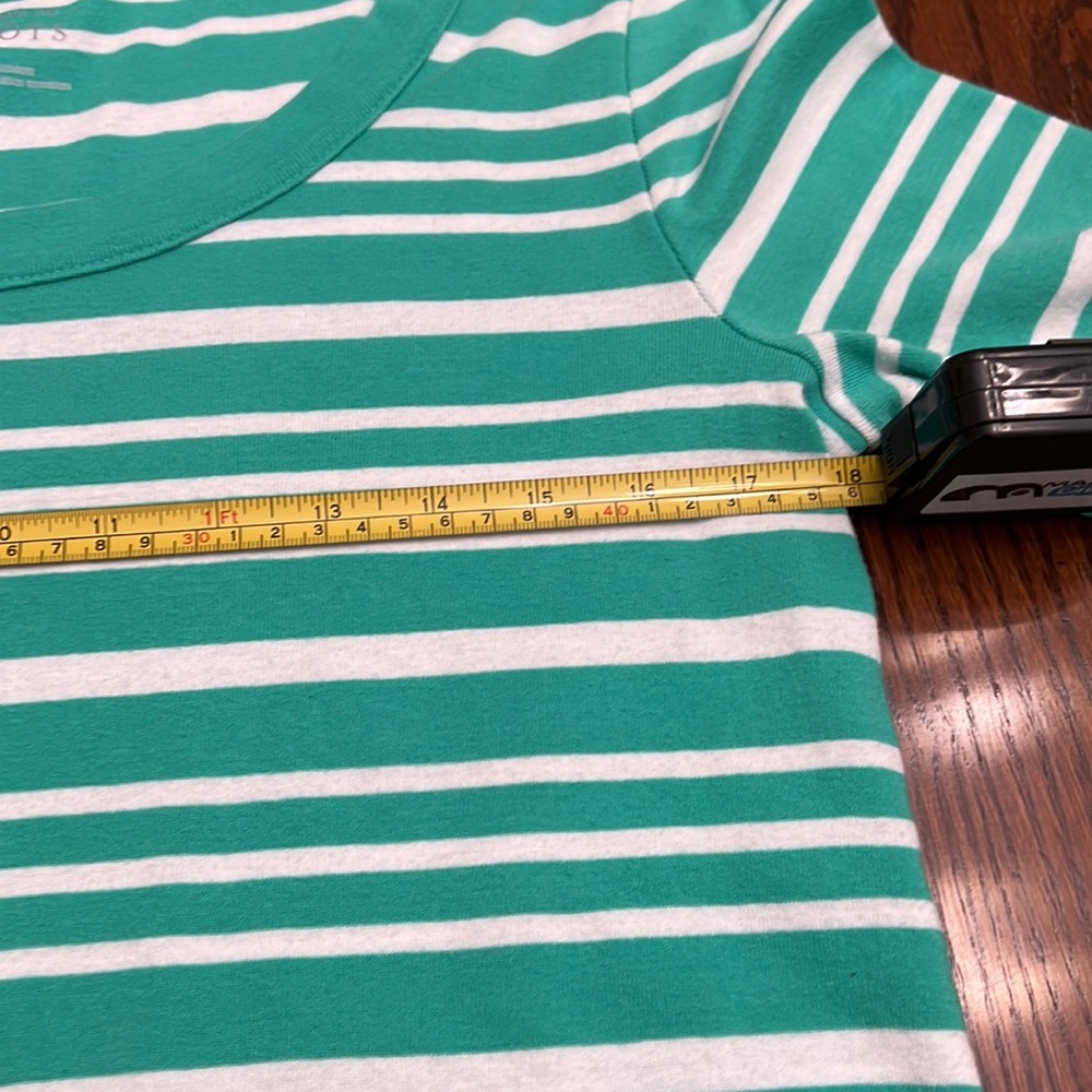 Talbots tee - Picture 5 of 9